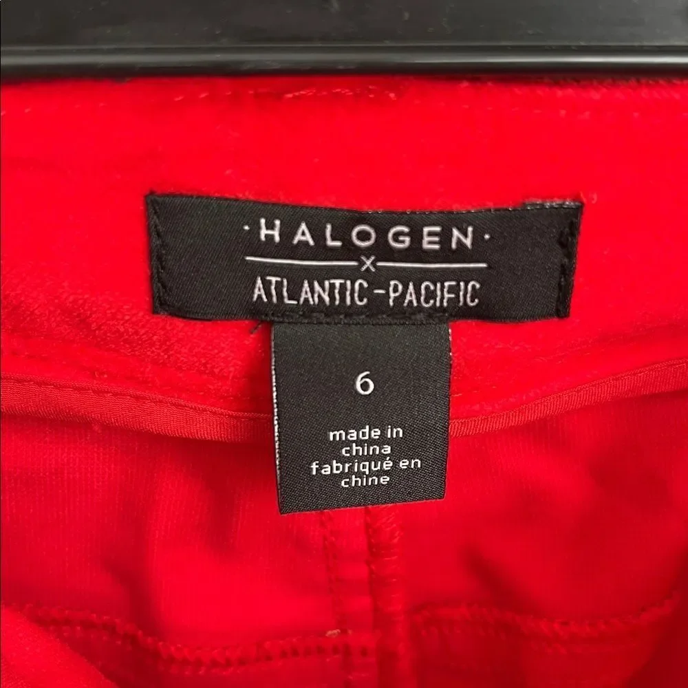 Halogen x Atlantic-Pacific Red Velveteen cropped Kick Flare Pants Women’s size 6